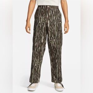 NIKE SB RealTree™ Skate Kearny Mens Cargo Trousers size 30